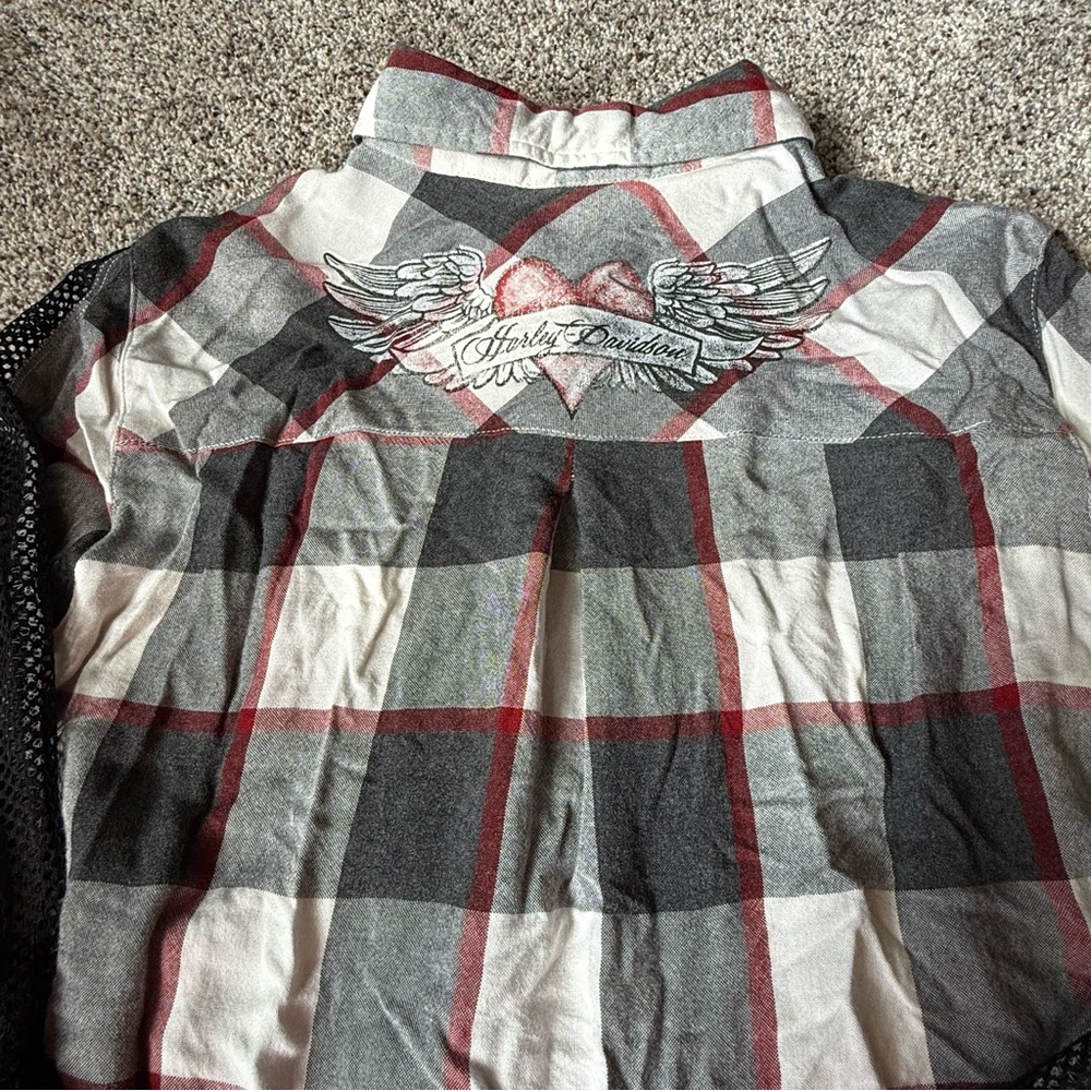 Harley-Davidson Black Red long sleeve shirt with mesh on sleeves plaid medium